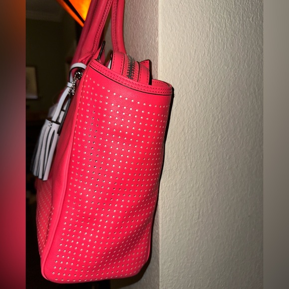 Coach Legacy Leather Perforated Medium Watermelon w/Snow 22390 - Picture 8 of 10
